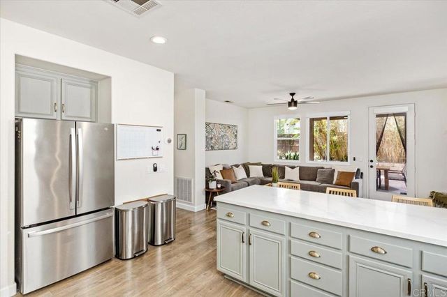 1032 Tesoro Avenue, San Marcos, CA 92069
