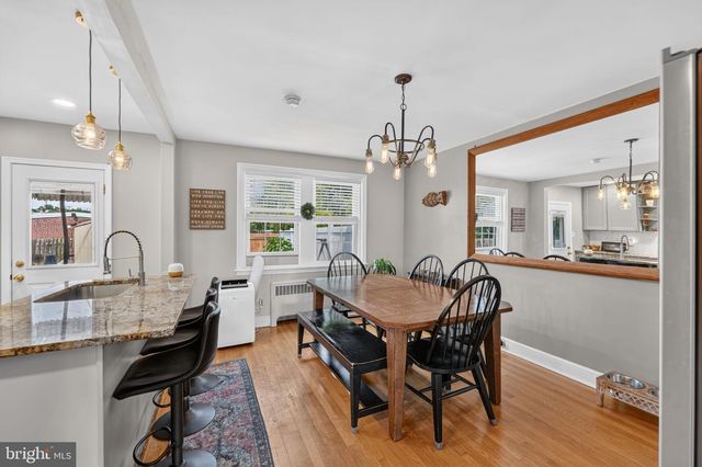 1811 OAK ST, Wilmington, DE 19805