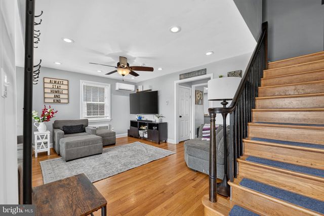 1811 OAK ST, Wilmington, DE 19805