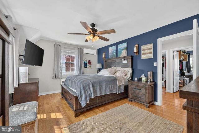 1811 OAK ST, Wilmington, DE 19805