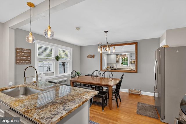1811 OAK ST, Wilmington, DE 19805