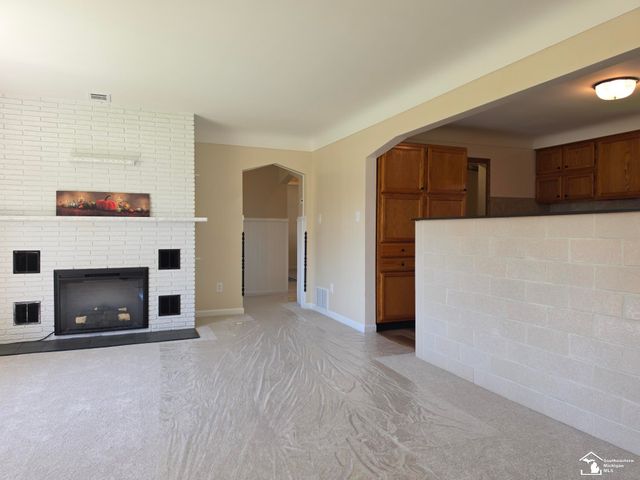 3451 Parkwood Avenue, Monroe, MI 48162