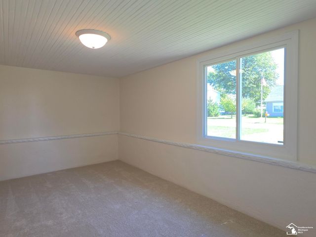 3451 Parkwood Avenue, Monroe, MI 48162