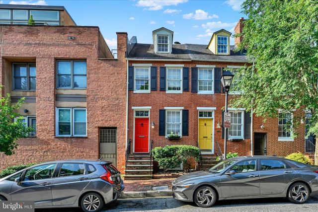 131 W BARRE ST W, Baltimore, MD 21201