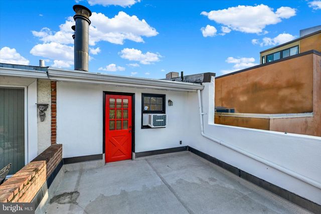 131 W BARRE ST W, Baltimore, MD 21201