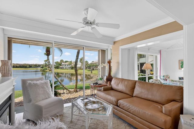 5632 SE Foxcross Place, Stuart, FL 34997