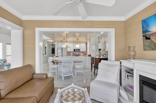 5632 SE Foxcross Place, Stuart, FL 34997