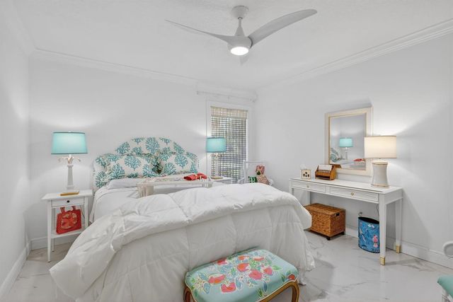 5632 SE Foxcross Place, Stuart, FL 34997