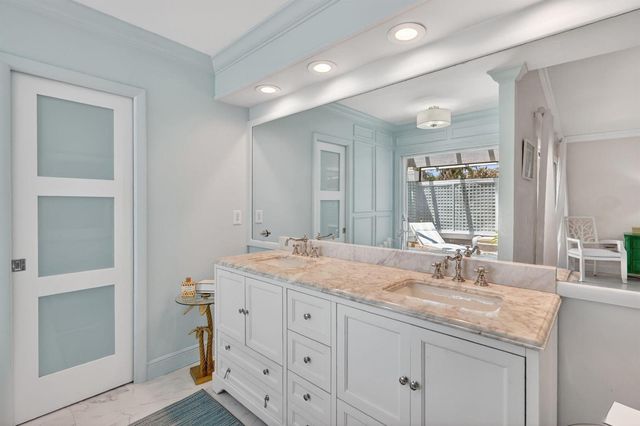5632 SE Foxcross Place, Stuart, FL 34997