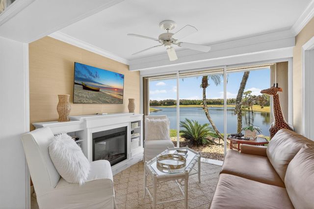 5632 SE Foxcross Place, Stuart, FL 34997