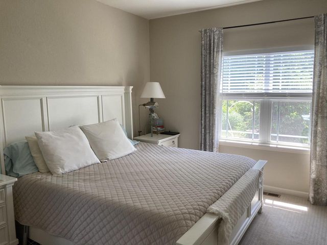 140 N Wild Flower LANE, Elkhorn, WI 53121