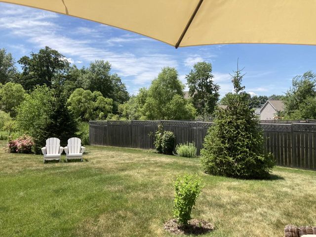 140 N Wild Flower LANE, Elkhorn, WI 53121