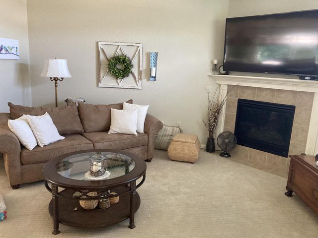 140 N Wild Flower LANE, Elkhorn, WI 53121