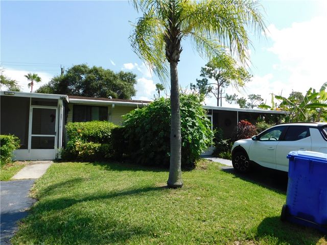 485 7th Place 485, Vero Beach, FL 32962
