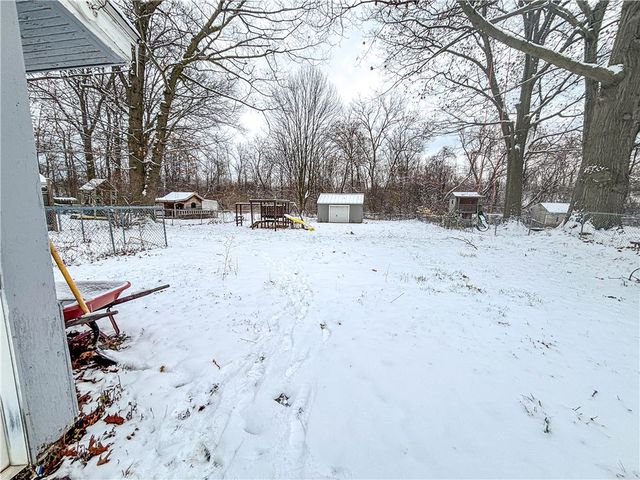 24 Varian Lane, Gates, NY 14624