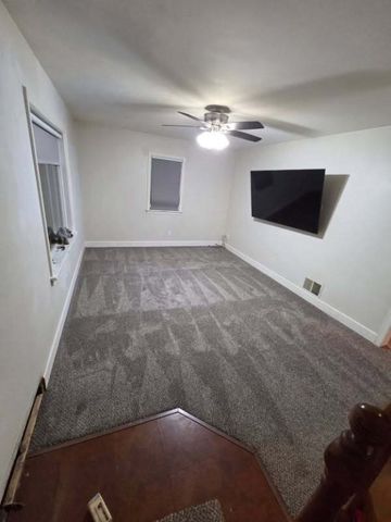 24 Varian Lane, Gates, NY 14624