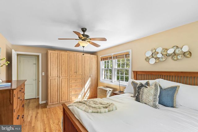 6530 OAKWOOD DRIVE, Falls Church, VA 22041