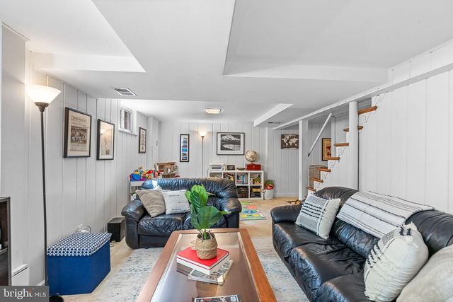 6530 OAKWOOD DRIVE, Falls Church, VA 22041