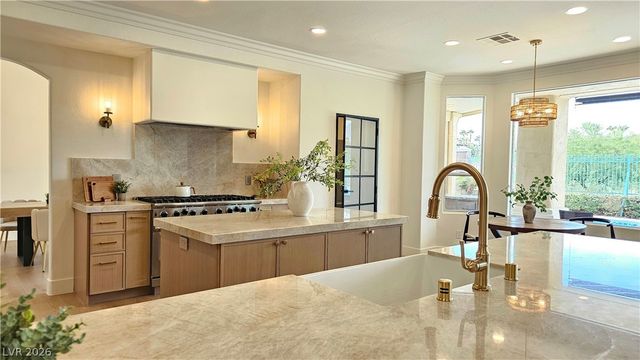 1821 Corta Bella Drive, Las Vegas, NV 89134