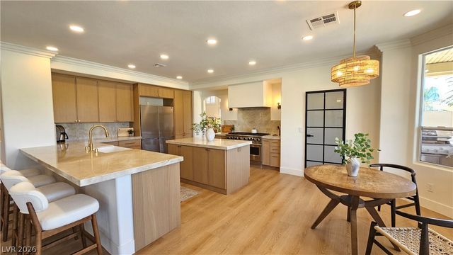 1821 Corta Bella Drive, Las Vegas, NV 89134
