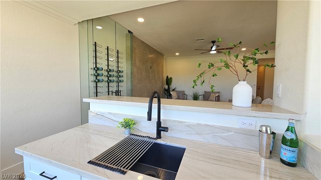 1821 Corta Bella Drive, Las Vegas, NV 89134