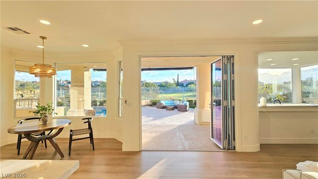 1821 Corta Bella Drive, Las Vegas, NV 89134