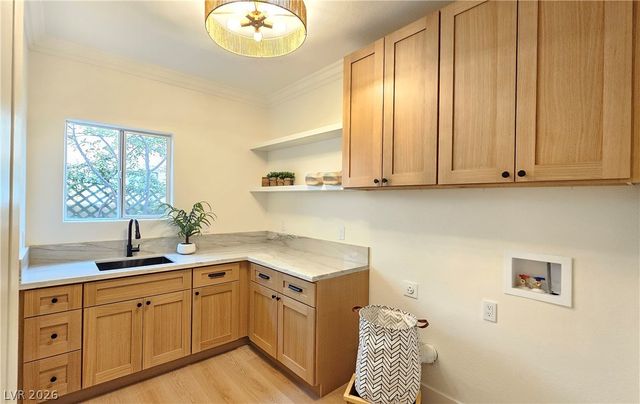 1821 Corta Bella Drive, Las Vegas, NV 89134