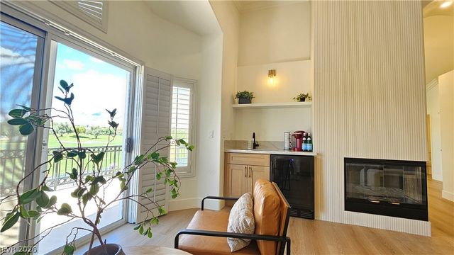 1821 Corta Bella Drive, Las Vegas, NV 89134