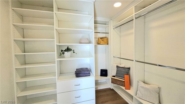 1821 Corta Bella Drive, Las Vegas, NV 89134