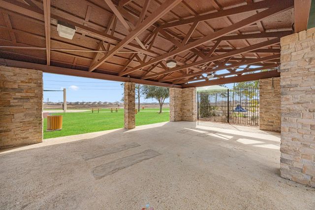 8014 Ecru Lane, Rosharon, TX 77583