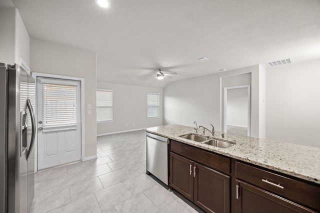 8014 Ecru Lane, Rosharon, TX 77583