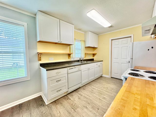 106 Monroe Street, Cabot, AR 72023