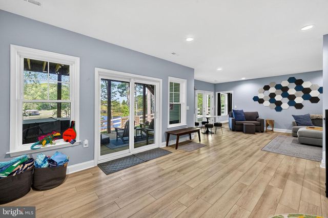 6725 WATER VIEW LN, Mineral, VA 23117