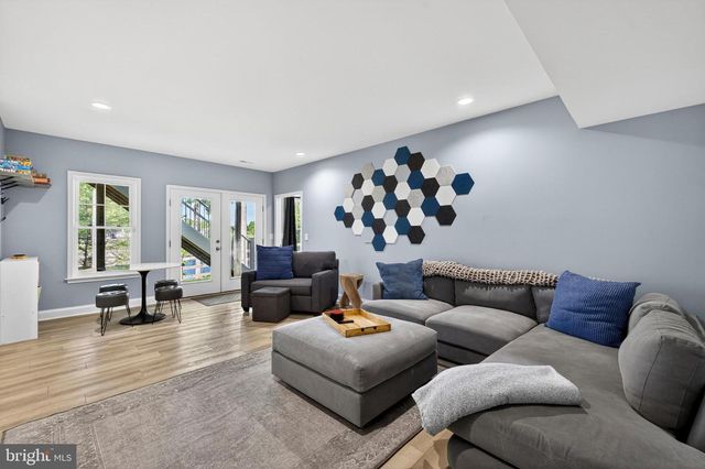 6725 WATER VIEW LN, Mineral, VA 23117