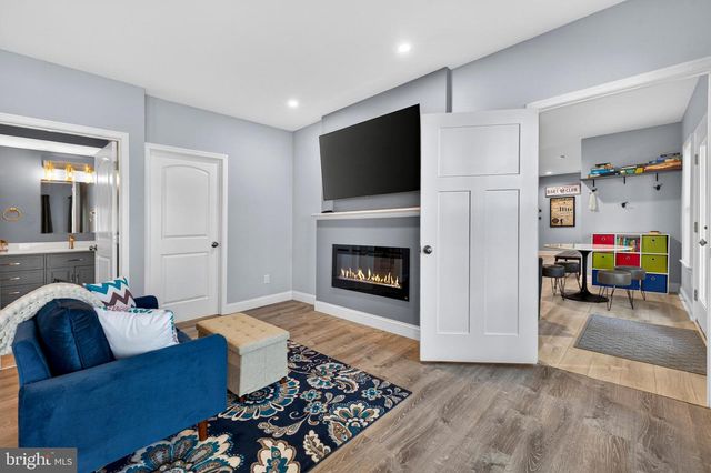 6725 WATER VIEW LN, Mineral, VA 23117