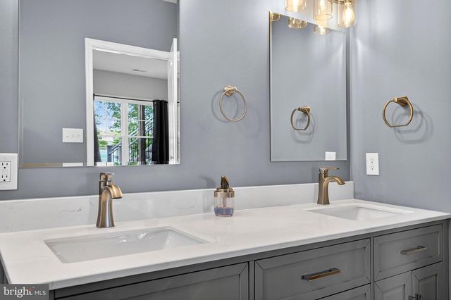 6725 WATER VIEW LN, Mineral, VA 23117