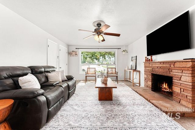 6402 W Northview St, Boise, ID 83704