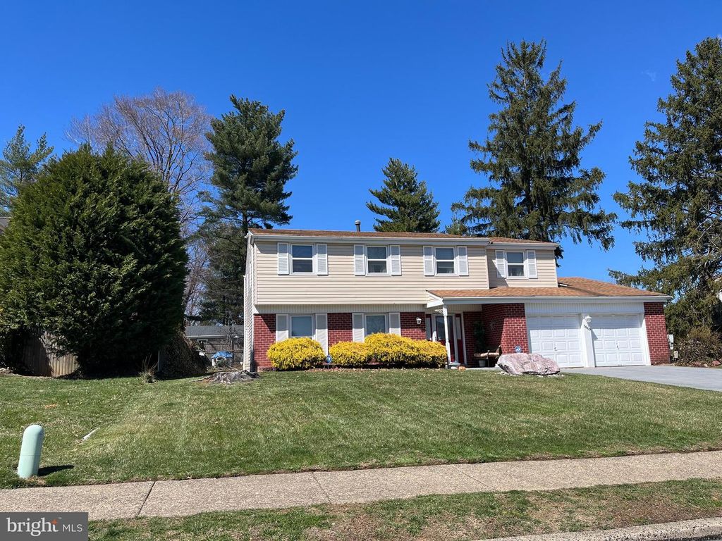 5869 GRISCOMB DR, Bensalem, PA 19020