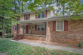 2452 King Arthur Circle NE, Atlanta, GA 30345