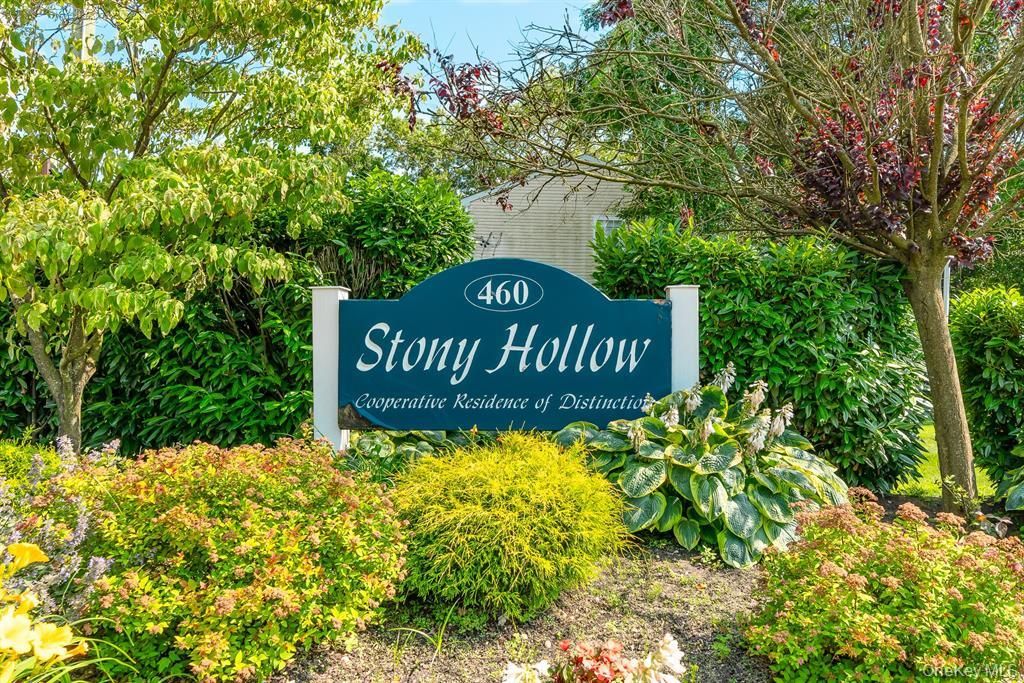 460 Old Town Road 24E, Port Jefferson Station, NY 11776