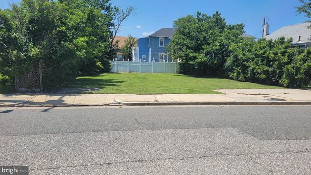 442 N MASSACHUSETTS AVE, Atlantic City, NJ 08401