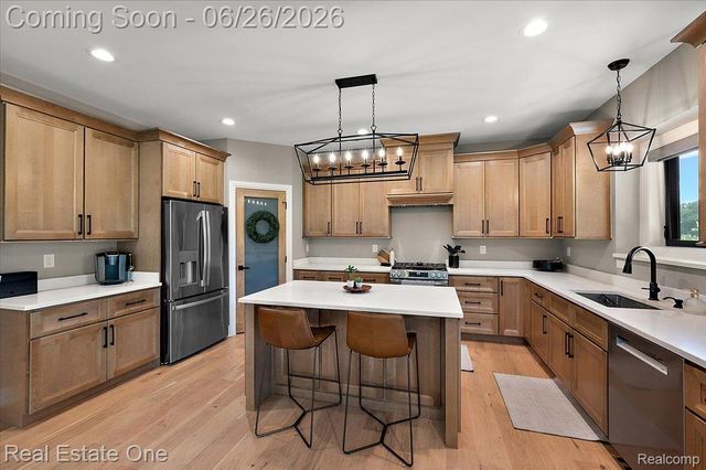 1721 Royal Birkdale Drive, Oxford Charter Township, MI 48371