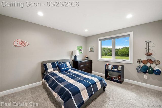 1721 Royal Birkdale Drive, Oxford Charter Township, MI 48371