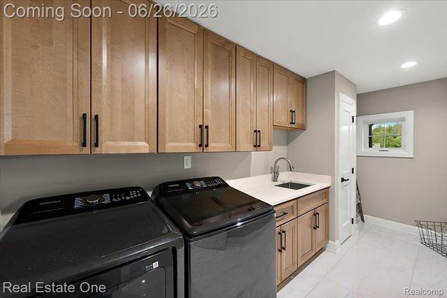 1721 Royal Birkdale Drive, Oxford Charter Township, MI 48371