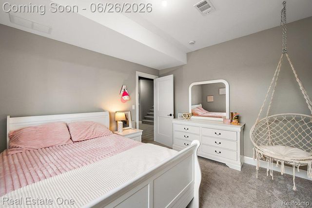 1721 Royal Birkdale Drive, Oxford Charter Township, MI 48371