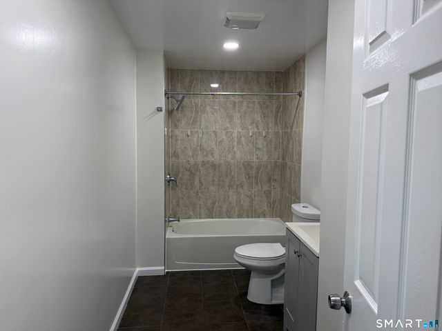 173 Chestnut Avenue 2, Waterbury, CT 06710