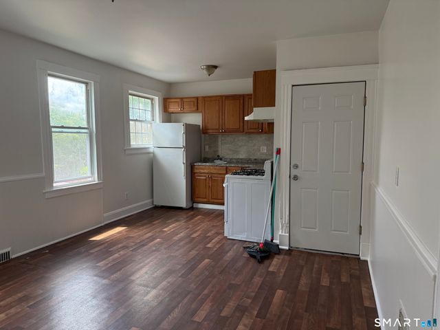 173 Chestnut Avenue 2, Waterbury, CT 06710