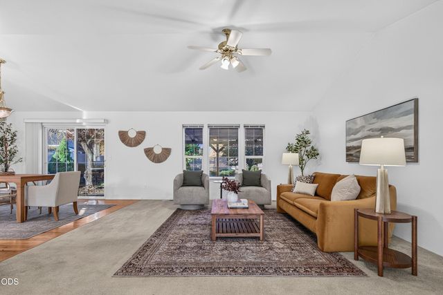 1196 Moon Glo Drive, Grants Pass, OR 97527