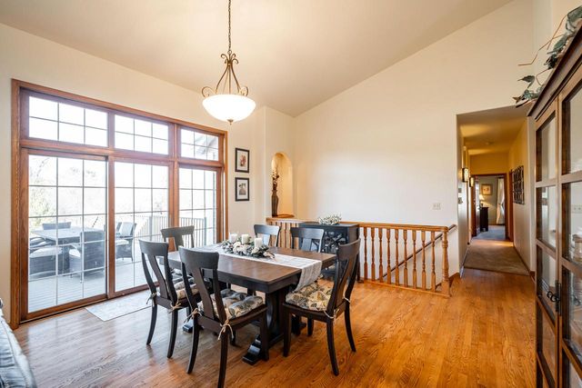 S101W32920 Westpointe DRIVE, Mukwonago, WI 53149