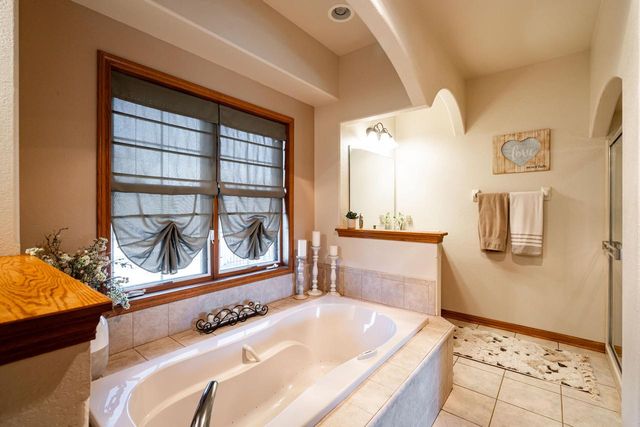 S101W32920 Westpointe DRIVE, Mukwonago, WI 53149